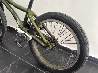 Bicicleta BMX Monty Free 302