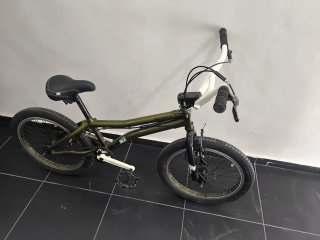 Bicicleta BMX Monty Free 302