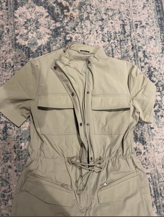 Mono corto Oysho verde militar Talla M