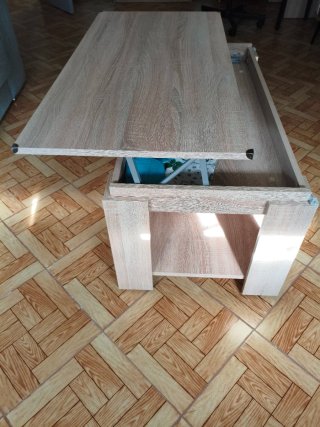 Mesa de centro elevable de madera
