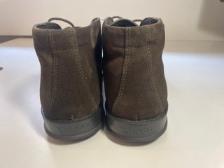 Botas de ante marrones talla 41