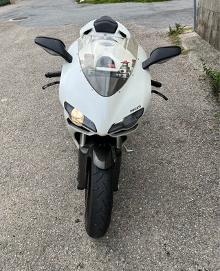 Ducati 848