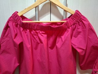 Vestido rosa hombros descubiertos