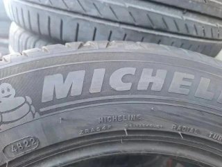 215 60 R17 96V Michelin - 1 neumático +75%