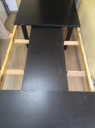Mesa comedor IKEA madera negra