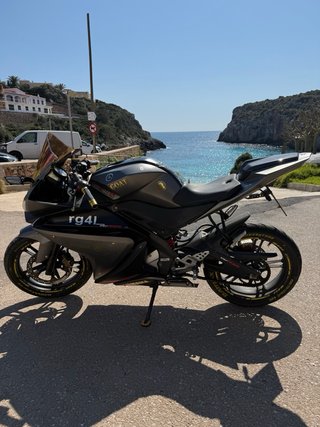 Yamaha YZF R125 2013
