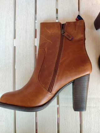 Botines de piel Tommy Hilfiger marrones