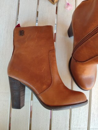 Botines de piel Tommy Hilfiger marrones