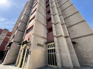 Local comercial en venta en Ermitagaña - Mendebaldea en Pamplona
