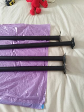 Patas metálicas negras para muebles (4 unidades)