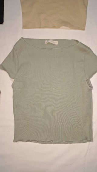 Lote 4 Tops Pull&Bear Talla S