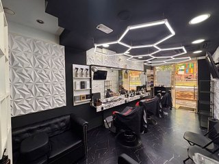 Local comercial en venta en Santa Eugènia en Girona