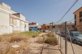 Terreno en venta en Ayuntamiento - Centro en Alzira