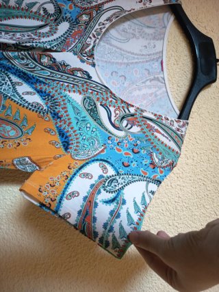 Vestido estampado paisley naranja y azul