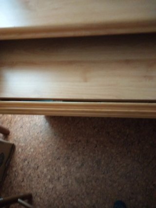 Mesa de estudio de madera