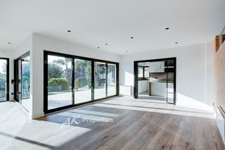Chalet en alquiler en Bellamar en Castelldefels