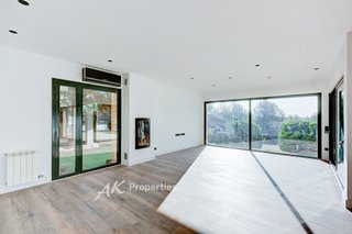 Chalet en alquiler en Bellamar en Castelldefels