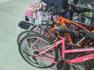 4 Bicicletas Viejas Ruedas Desinfladas