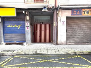 Garaje en venta en Iztieta - Olibet en Errenteria