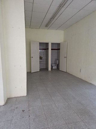 Local comercial en venta en Parque Palomar – Bombarda en Zaragoza