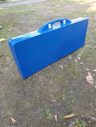 Mesa Camping Plegable Azul con Asientos
