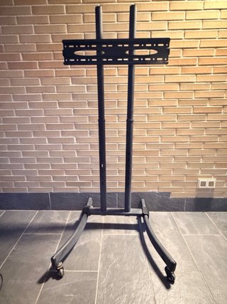 Soporte TV con ruedas
