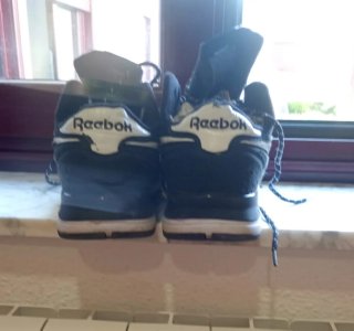 Zapatillas Reebok Negras y Blancas Nuevas