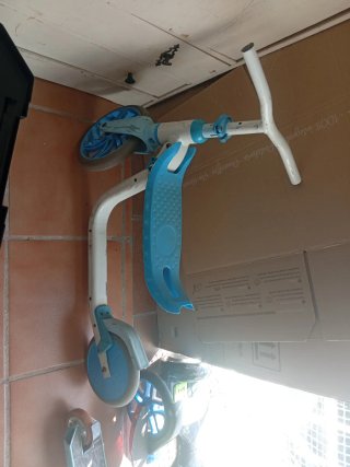 Patinete infantil azul