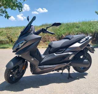 Moto Nerva EXE Eléctrica Gris