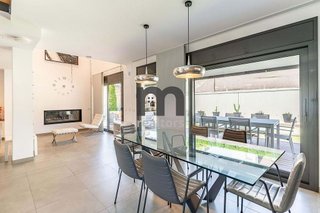 Chalet en alquiler en Montgat
