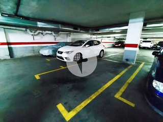 Garaje en venta en La Cogullada en Terrassa