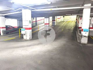 Garaje en venta en La Cogullada en Terrassa