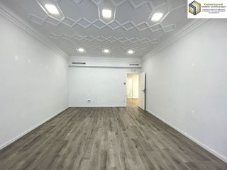 Oficina en alquiler en El Pla del Remei en Valencia