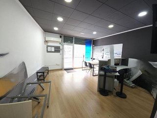 Local comercial en venta en Pedró en Cornellà de Llobregat