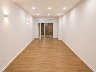 Local comercial en venta en Zona Puerto Deportivo en Fuengirola