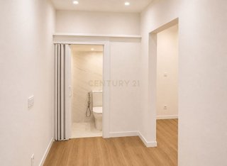 Local comercial en venta en Zona Puerto Deportivo en Fuengirola
