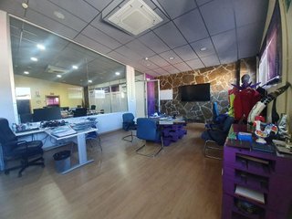 Nave industrial en venta en La Granja-La Colina-Los Pastores en Algeciras