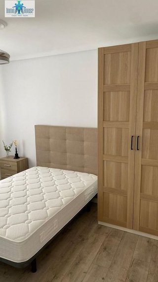 Piso en alquiler en Franciscanos en Albacete