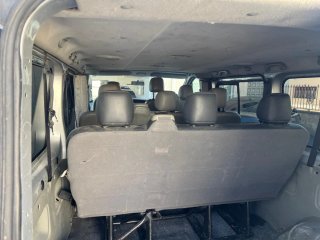 Renault Trafic larga 9 plazas turismo