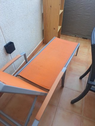 Hamaca de terraza naranja y gris