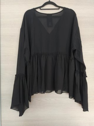 Blusa gótica Killstar amplia semi-opaca