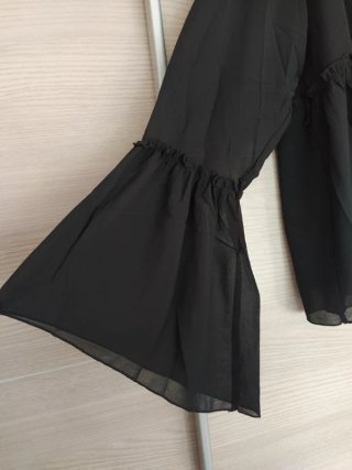 Blusa gótica Killstar amplia semi-opaca