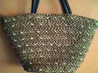 Capazo bolso mimbre beige y marrón