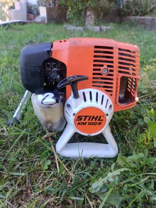 Vareador de aceitunas y frutos secos Stihl KM100
