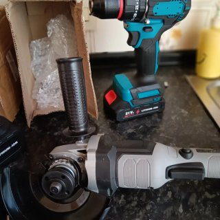 Radial y Taladro Percutor 21V