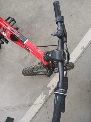 Bicicleta Infantil Rockrider ST 900 Roja