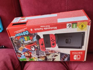 Nintendo Switch Negra y Azul