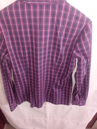 Camisa Benetton cuadros morado y blanco