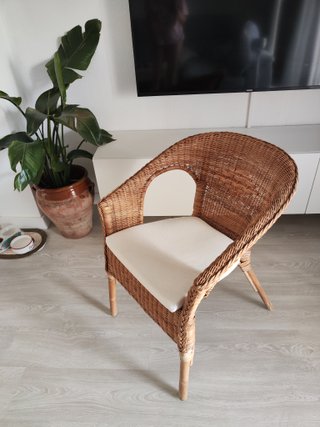 Sillón de ratán AGEN con cojín