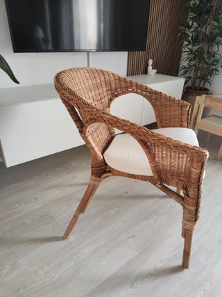 Sillón de ratán AGEN con cojín